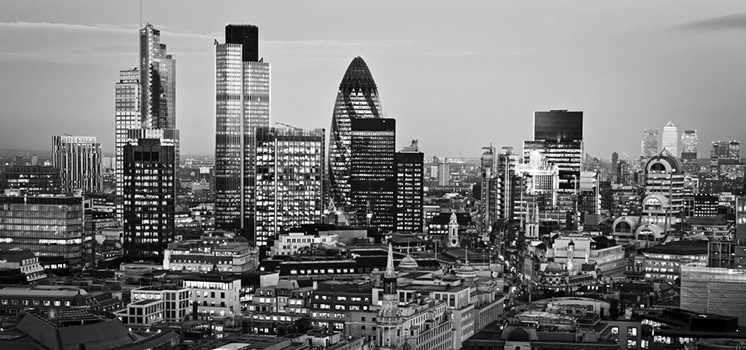 A bustling metropolis serves as the backdrop for the dynamic interplay of GBP/USD, where global financial forces converge