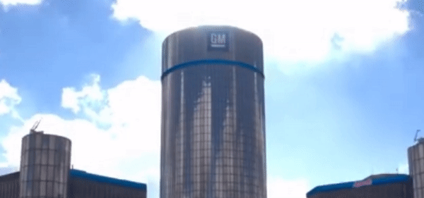 A building with the General Motors (GM) logo, GN, prominently displayed.