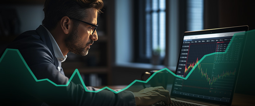 A man in glasses analyzes a chart on a laptop, focusing on forex data to calculate profits.
