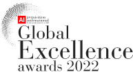 Logotipo de los Premios a la Excelencia Mundial: Un diseño elegante y moderno con las palabras "Global Excellence Awards" en negrita.
